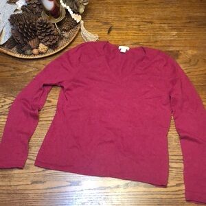 Simply Cashmere v-neck sweater